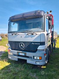 Mercedes actros 18-40 gru fassi F240