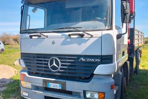 Mercedes actros 18-40 gru fassi F240