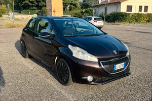 Peugeot 208 2013