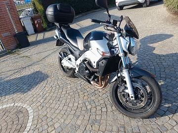 Suzuki GSR 600