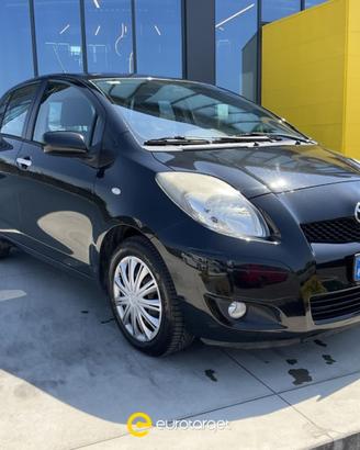 TOYOTA Yaris 1.4 D-4D DPF 5 porte Sol