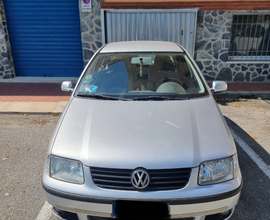 Volkswagen polo 2001, 145000 km, Cambio automatico