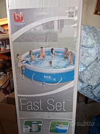 piscina  gonfiabile 