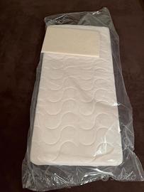 Materasso cuscino e paracolpi culla