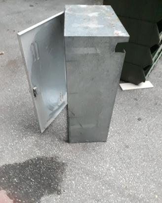 Cassonetto in lamiera zincata