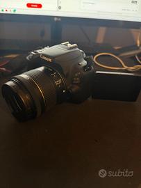 Canon EOS 200D