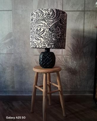 Autentica lampada da tavolo, design Damascato.