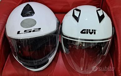 2 caschi taglia m givi e ls2 taglia M