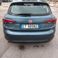 Fiat Tipo 1.6 Mjt 5 porte sinistrata 2024