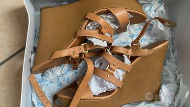 Sandali di guess taglia 41