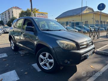 Toyota RAV 4 2.2 Luxury 4x4