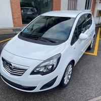 OPEL Meriva II 1.4 100CV Cosmo