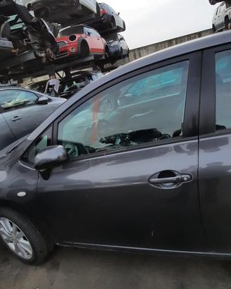 TOYOTA AURIS 2007 - PORTA ANTERIORE SINISTRO