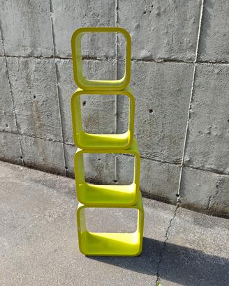 MENSOLA CUBO DI DESIGN