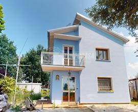 Casa Indipendente con ampio giardino