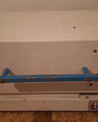 Forno per vetro fusione