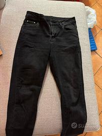 Jeans modello mom nero