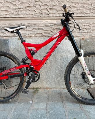 MTB DH Commencal