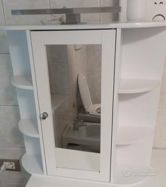 specchio da bagno con mobiletto 