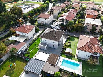 Villa a Sesto Calende