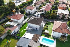 Villa a Sesto Calende