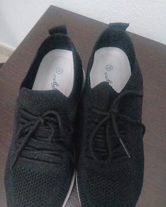 3 paia di scarpe 