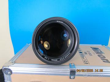 Nikon 300F.2,8 AI
