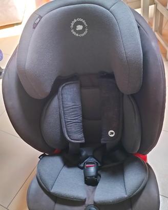 Seggiolino auto bebè confort con base isofix 