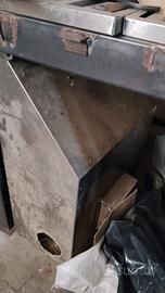 cappa,sgabelli,cassette,lavello