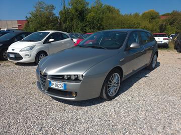 Alfa Romeo 159 1.9 JTDm Sportwagon Distinctive