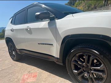 Jeep compass 4xe 80th anniversary