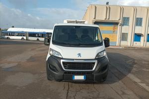 Camion Frigo Peugeot