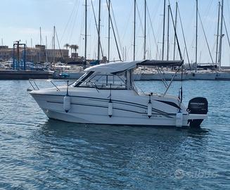Beneteau Antares 6 PARI AL NUOVO