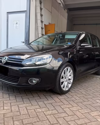 Volkswagen Golf 1.6 TDI DPF 5p. Highline NEOPATENT