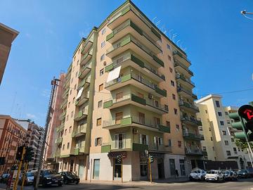 AMPIO QUADRIVANI - adiacenze Viale Virgilio