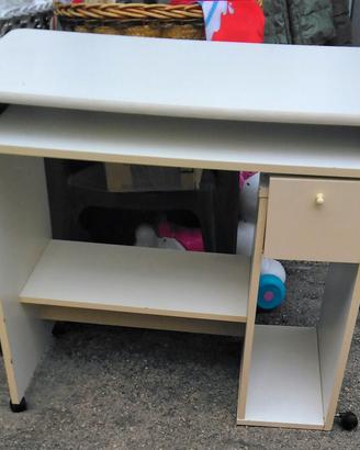 SCRIVANIA PER COMPUTER BIMBI