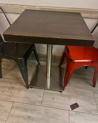 12 Sedie e 6 Tavoli per ristorante