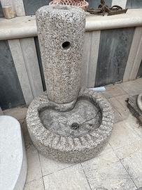Fontana in granito giardino
