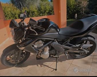 Moto kawasaki er 6n 650