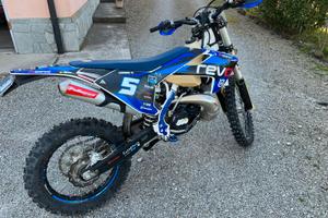 Moto Enduro Husqvarna TE250i 2018