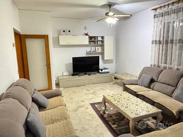 Appartamento di 135 m² con 4 locali e box auto a B