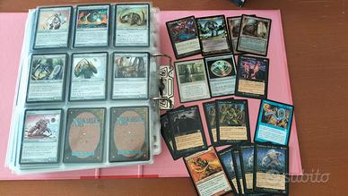 Raccoglitore con 1452 carte di Magic the Gathering