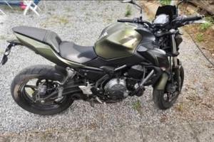 Moto Kawasaki z 650