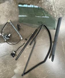 Pezzi portiera destra renault clio storia 3 porte