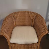 Coppia Poltrone in vimini con cuscino