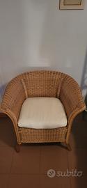 Coppia Poltrone in vimini con cuscino