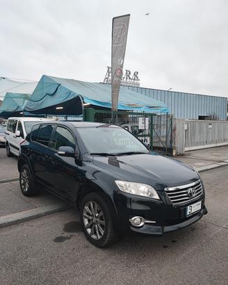 Toyota RAV 4 RAV4 Crossport 2.2 D-4D 150 CV Lounge