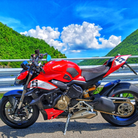 Ducati Streetfighter v4