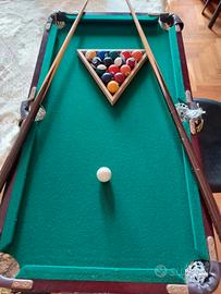 Mini biliardo completo di aste e palline