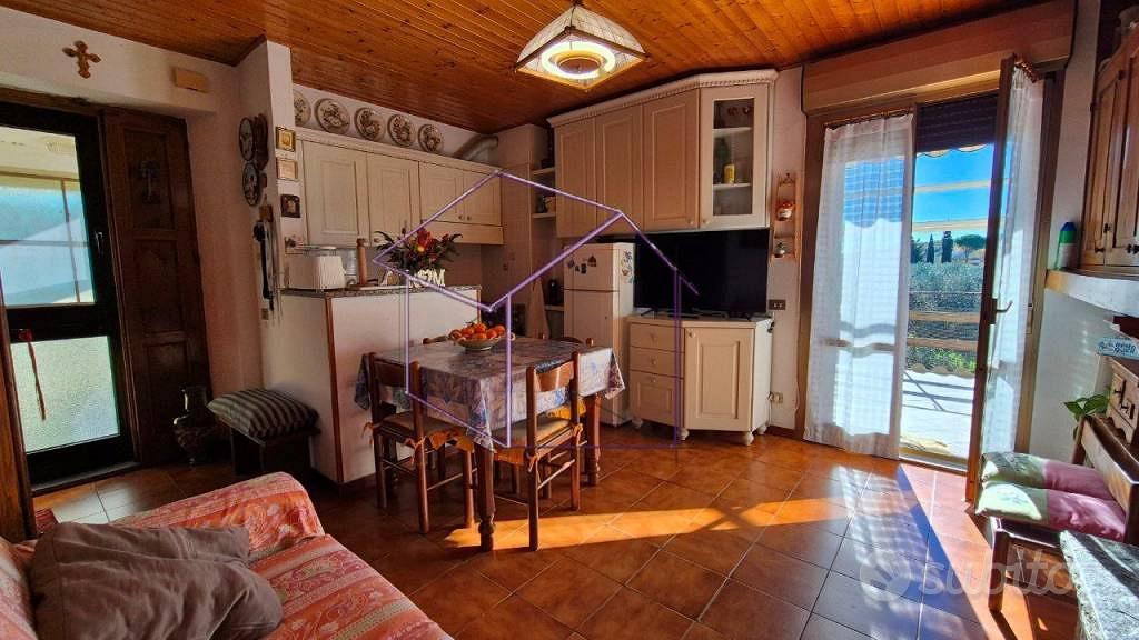 Rustico / Casale di 165 m² con 5 locali a Magliano - Vista 2
